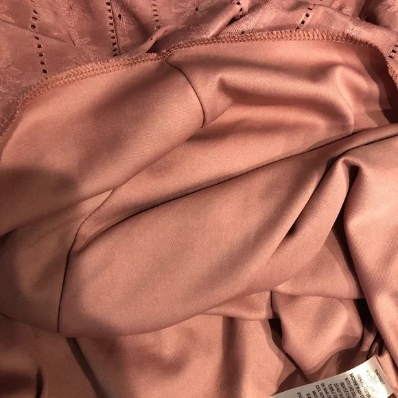 NWT | Vibe Sportswear Babydoll Eyelet Long Sleeved Mini Dress - Picture 13 of 13